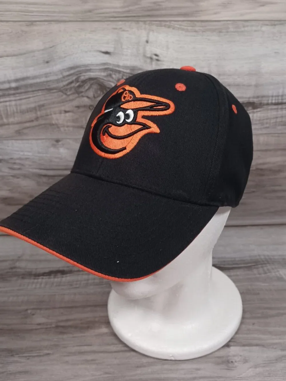 Fan Favorite MLB Baltimore Orioles Adjustable Hook and Loop Unisex Hat